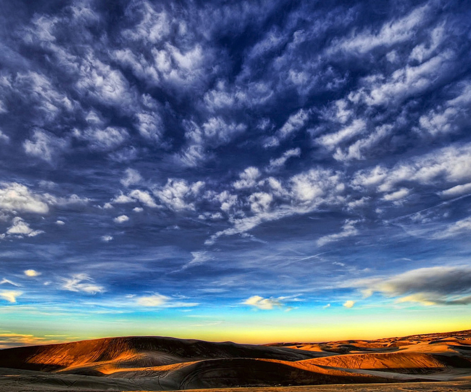 Das Desktop Desert Skyline Wallpaper 960x800