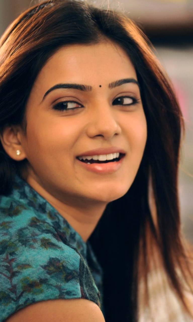 Das Samantha In Eega Movie Wallpaper 768x1280