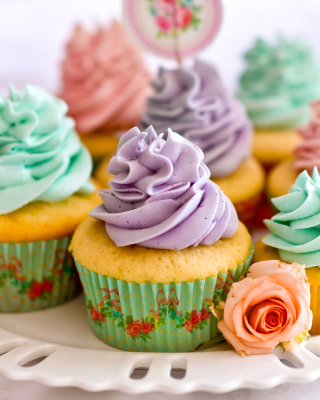 Birthday Cupcakes - Obrázkek zdarma pro iPhone 4S
