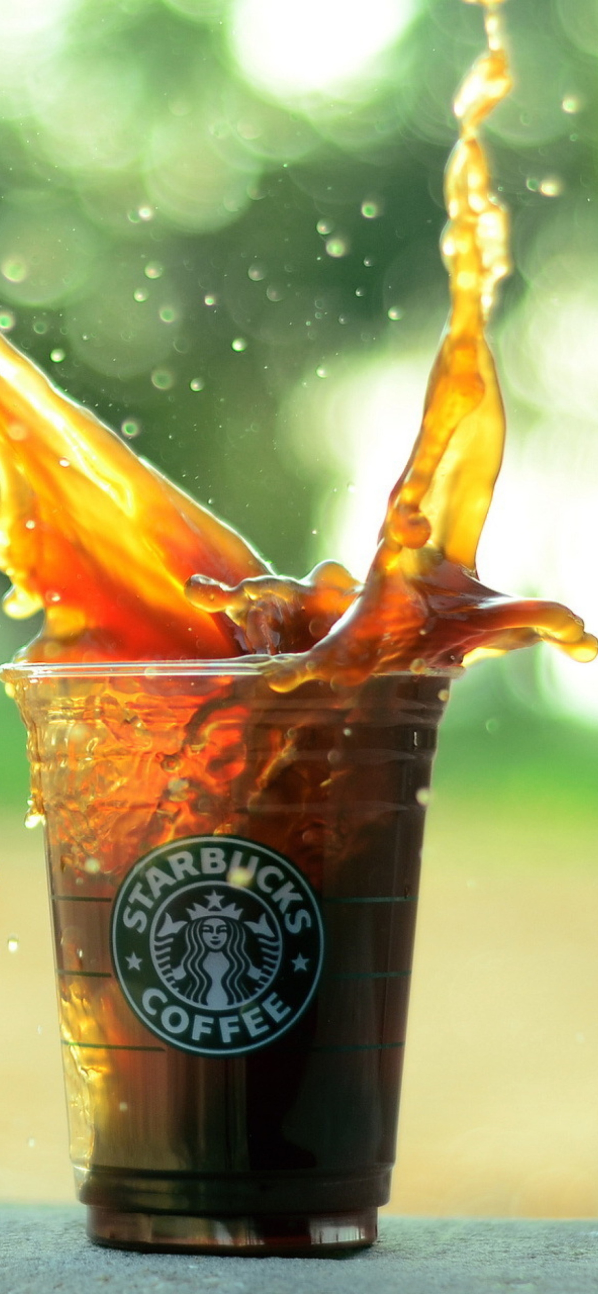 Sfondi Starbucks Iced Coffee Splash 1170x2532