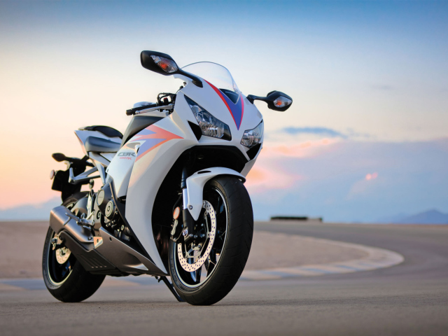 Honda Sport CBR1000RR wallpaper 640x480