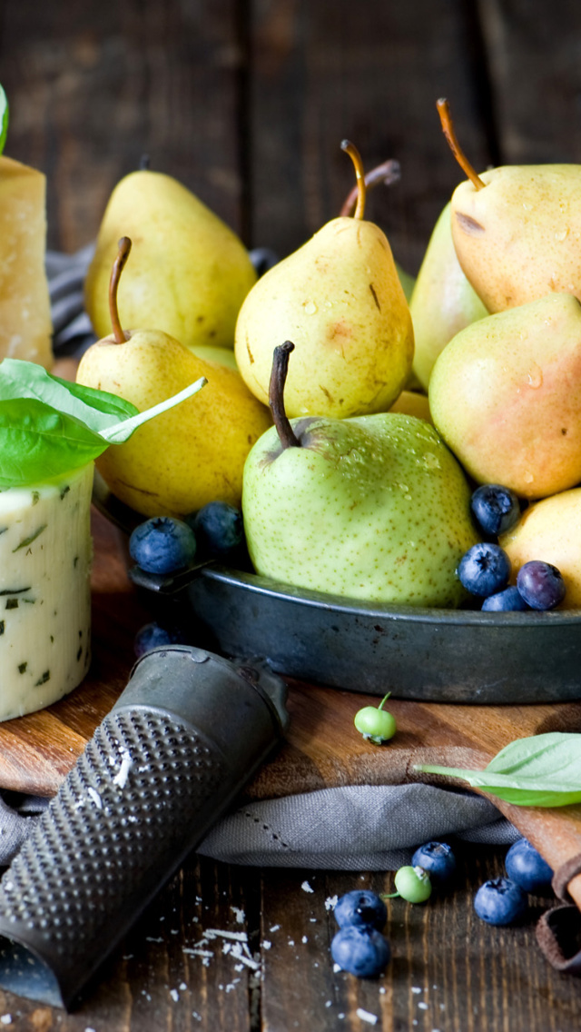 Pears and cheese DorBlu wallpaper 640x1136