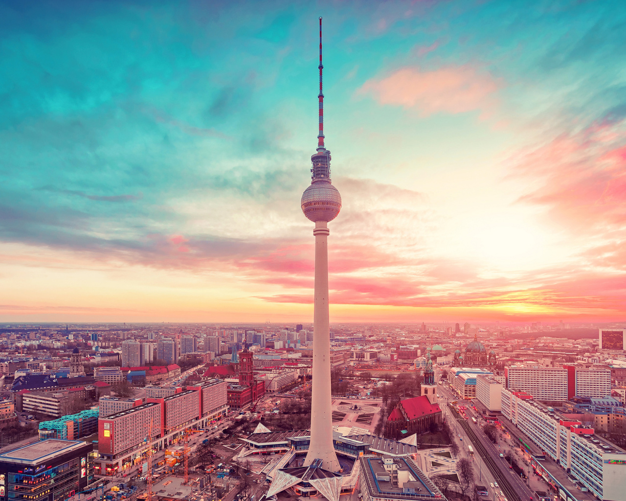 Sfondi Berlin TV Tower Berliner Fernsehturm 1280x1024