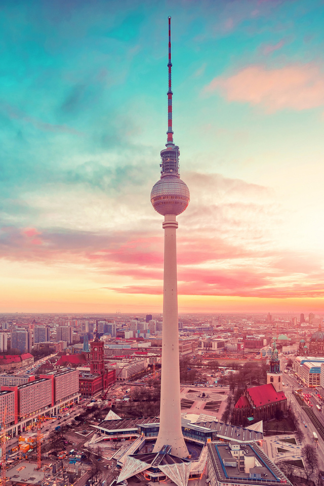 Berlin TV Tower Berliner Fernsehturm wallpaper 640x960