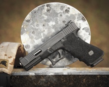 Glock 17 Austrian Pistol screenshot #1 220x176