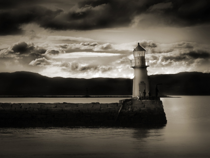 Fondo de pantalla Dark Lighthouse 800x600