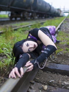 Fondo de pantalla Girl On Railroad 240x320