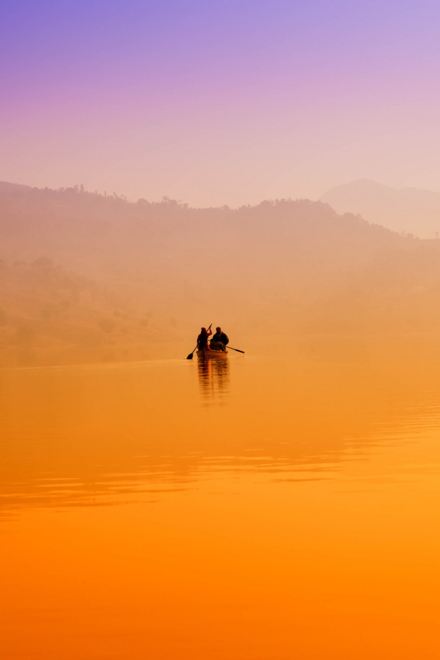 Foggy Lake And Lonely Boat screenshot #1 640x960