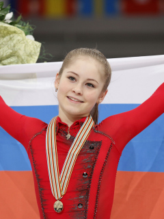 Das Julia Lipnitskaya Ice Skater Champion 2014 Wallpaper 240x320