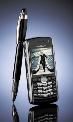 Обои Blackberry Pearl Vs Pen 240x400