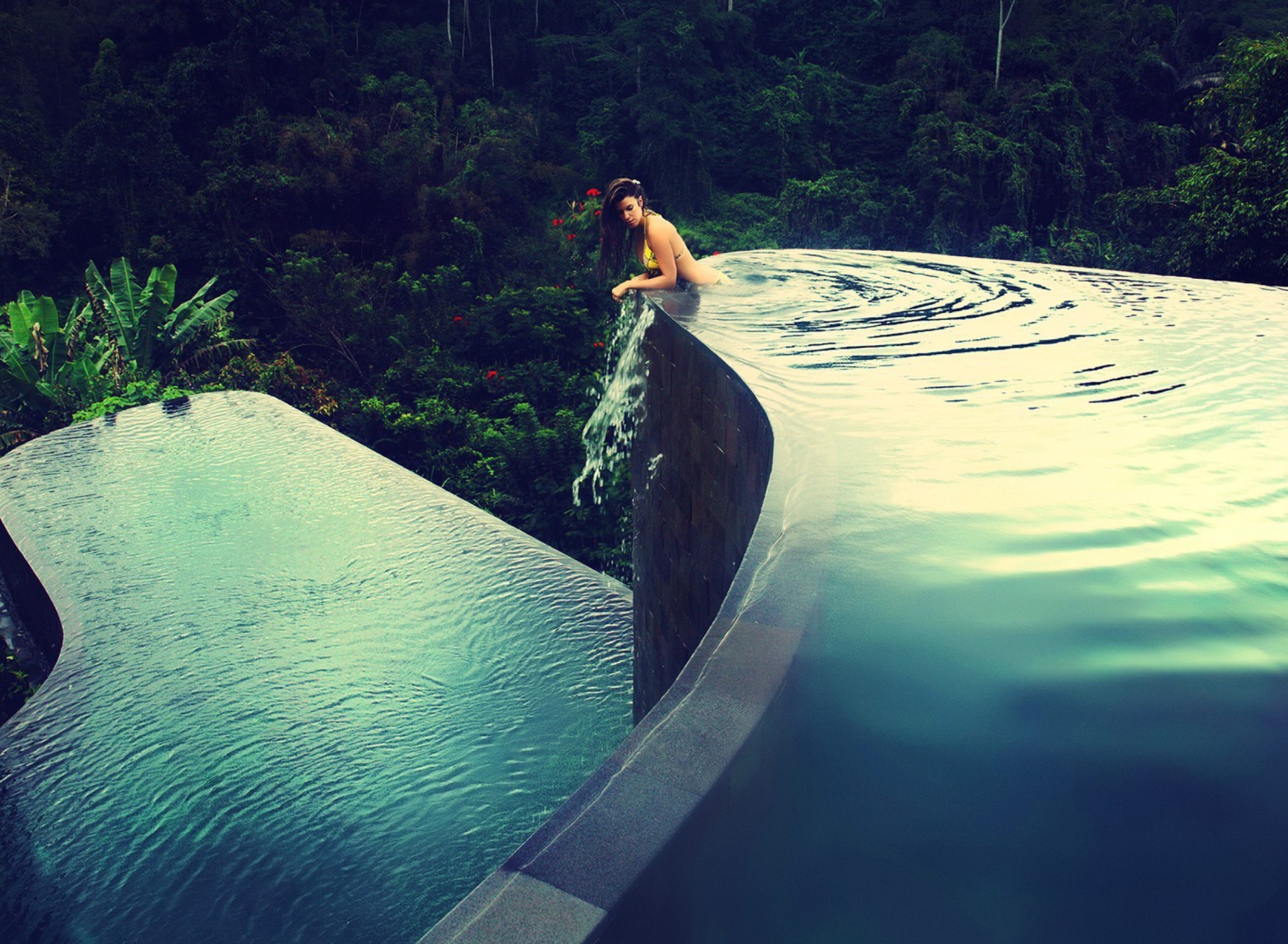 Sfondi Dreamy Pool In Tropical Paradise 1920x1408