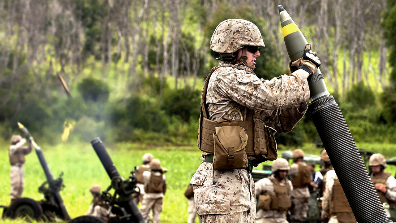 Screenshot №1 pro téma Soldier With Mortar 1280x720