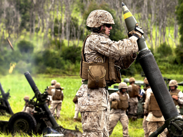 Soldier With Mortar wallpaper 640x480