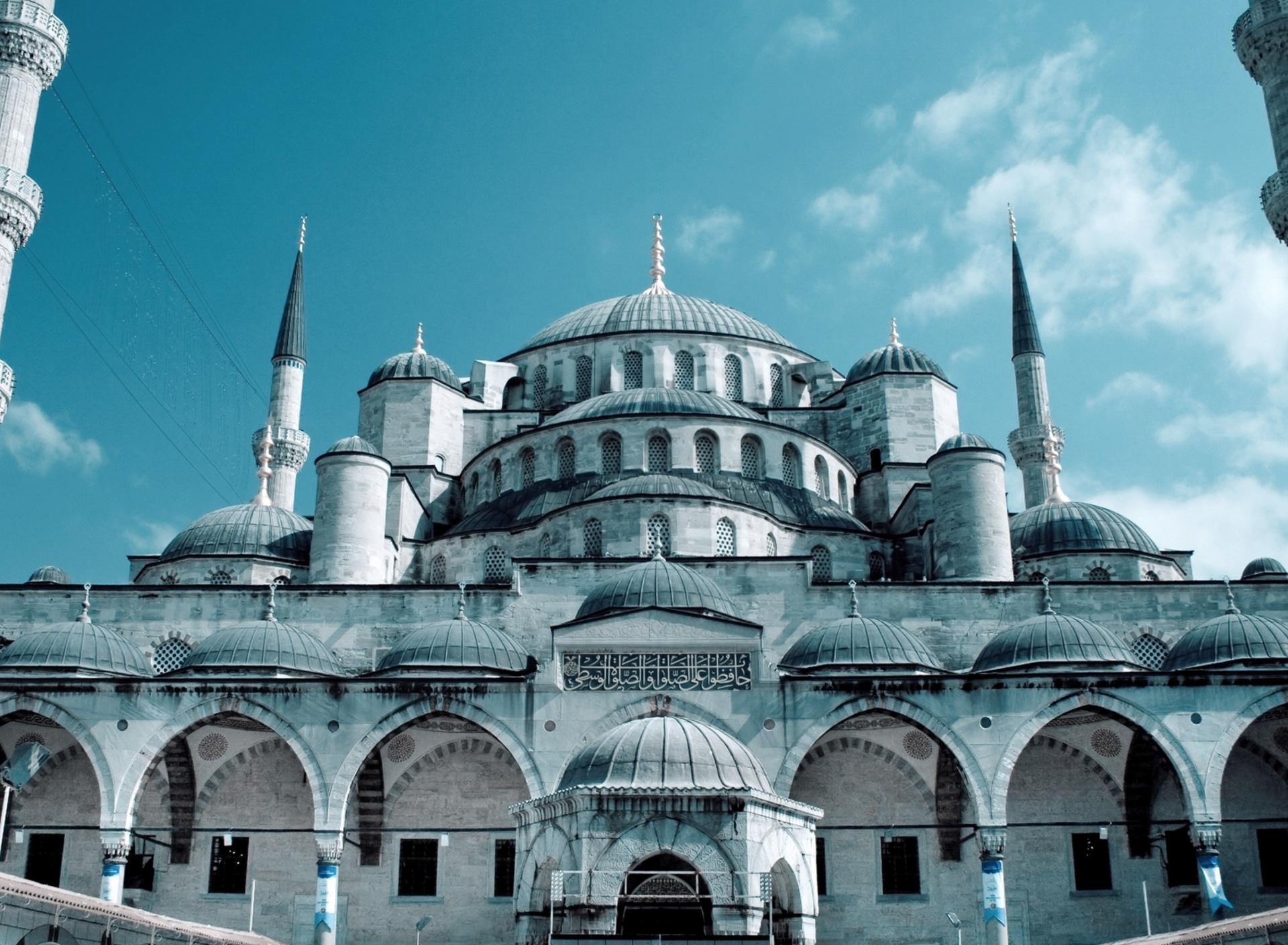Das Sultan Ahmed Mosque in Istanbul Wallpaper 1920x1408