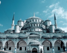 Das Sultan Ahmed Mosque in Istanbul Wallpaper 220x176