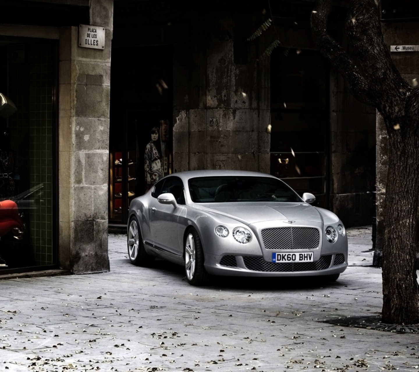 Screenshot №1 pro téma 2011 Bentley Continental Gt 1440x1280