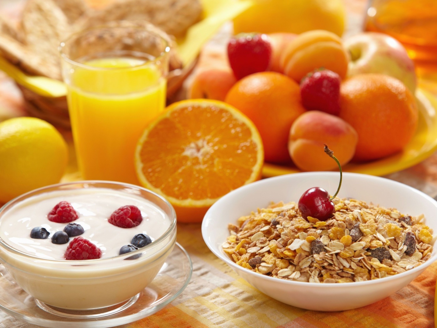Healthy breakfast nutrition wallpaper 1400x1050