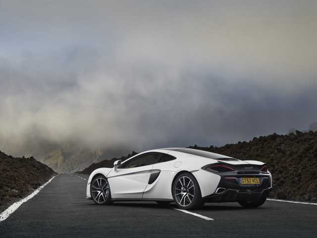 McLaren 570GT 2018 wallpaper 640x480