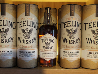 Teelings Whiskey wallpaper 320x240