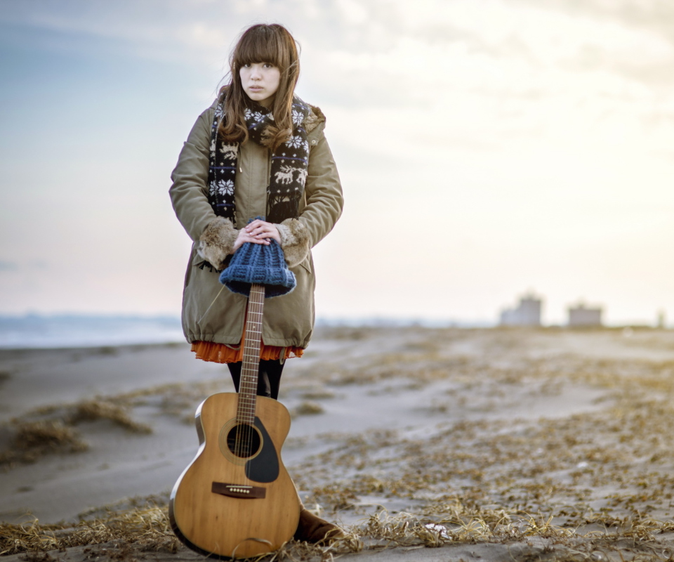 Asian Girl With Guitar Outside wallpaper 960x800