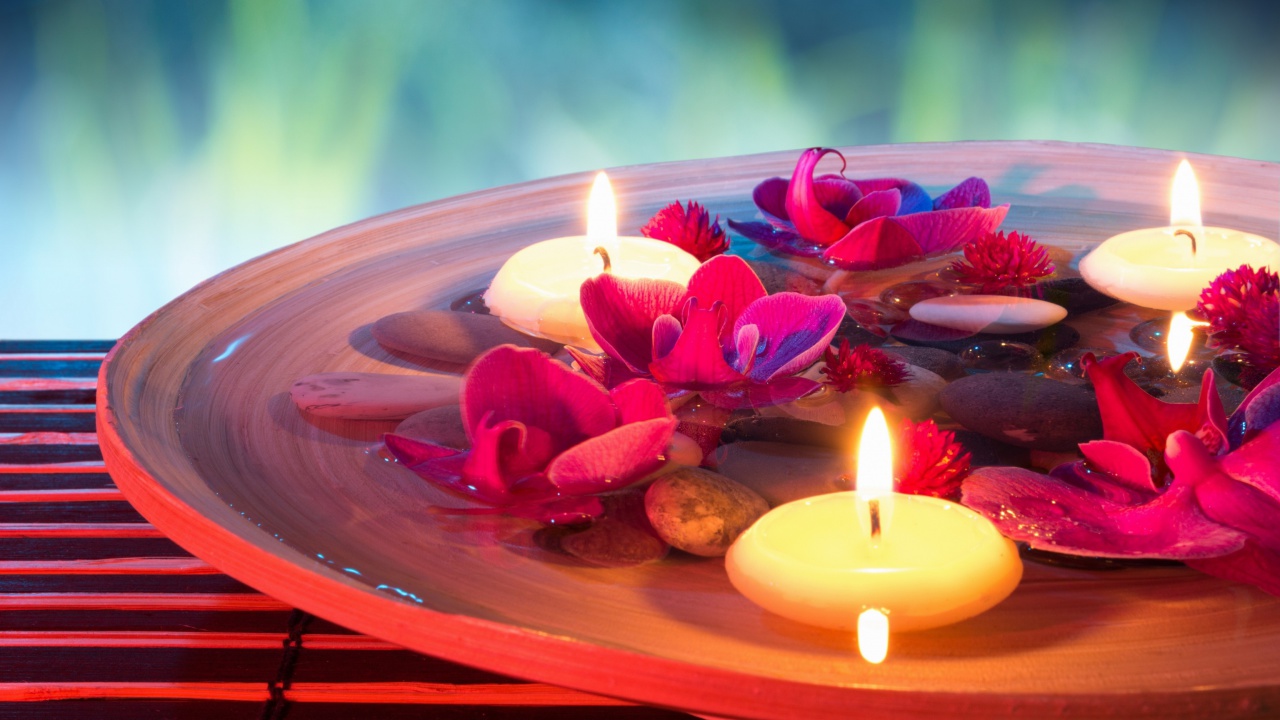 Fondo de pantalla Petals, candles and Spa 1280x720