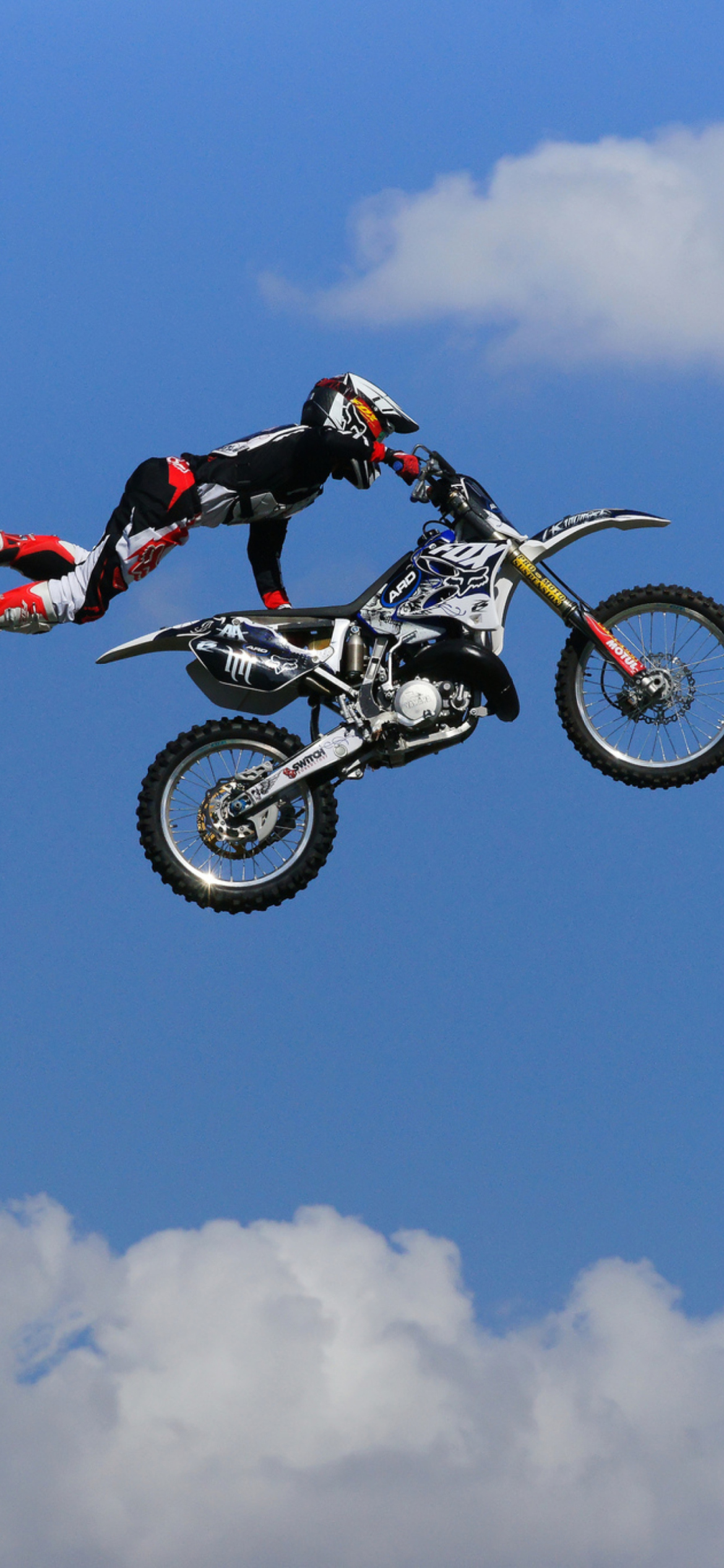 Motorcycle Jump screenshot #1 1170x2532