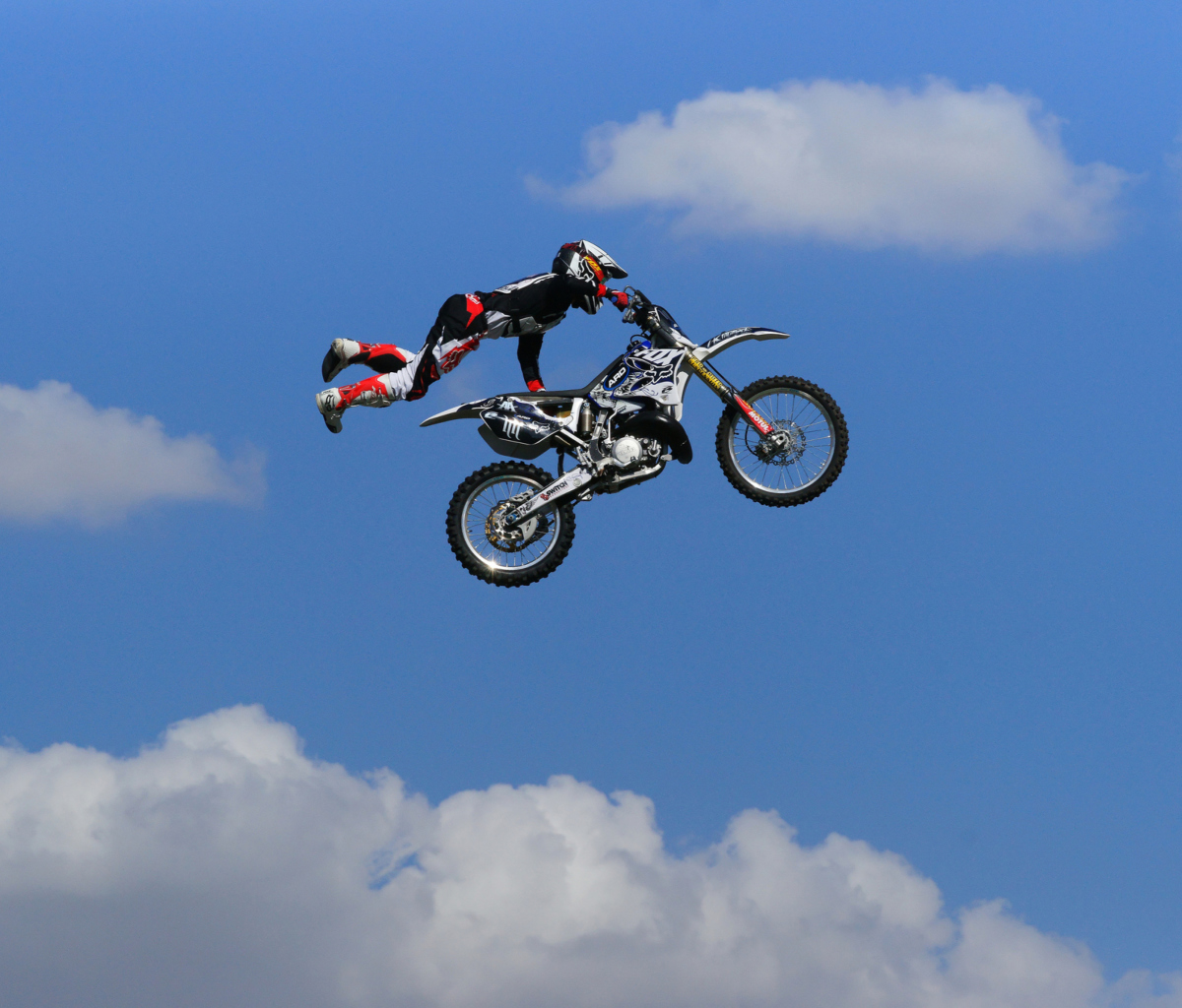 Motorcycle Jump wallpaper 1200x1024