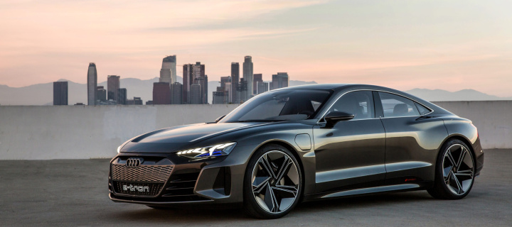 Audi e tron GT wallpaper 720x320