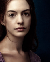 Anne Hathaway In Les Miserables wallpaper 176x220