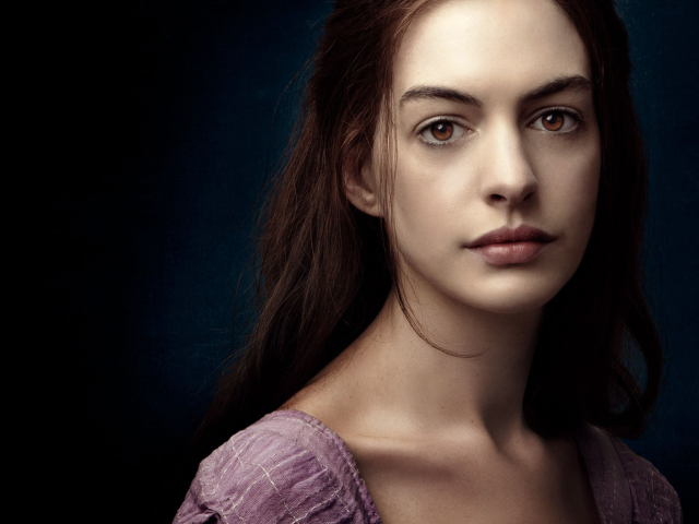 Anne Hathaway In Les Miserables wallpaper 640x480