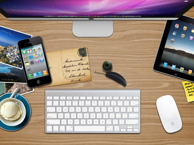 Das Apple Table with Postcards Wallpaper 640x480