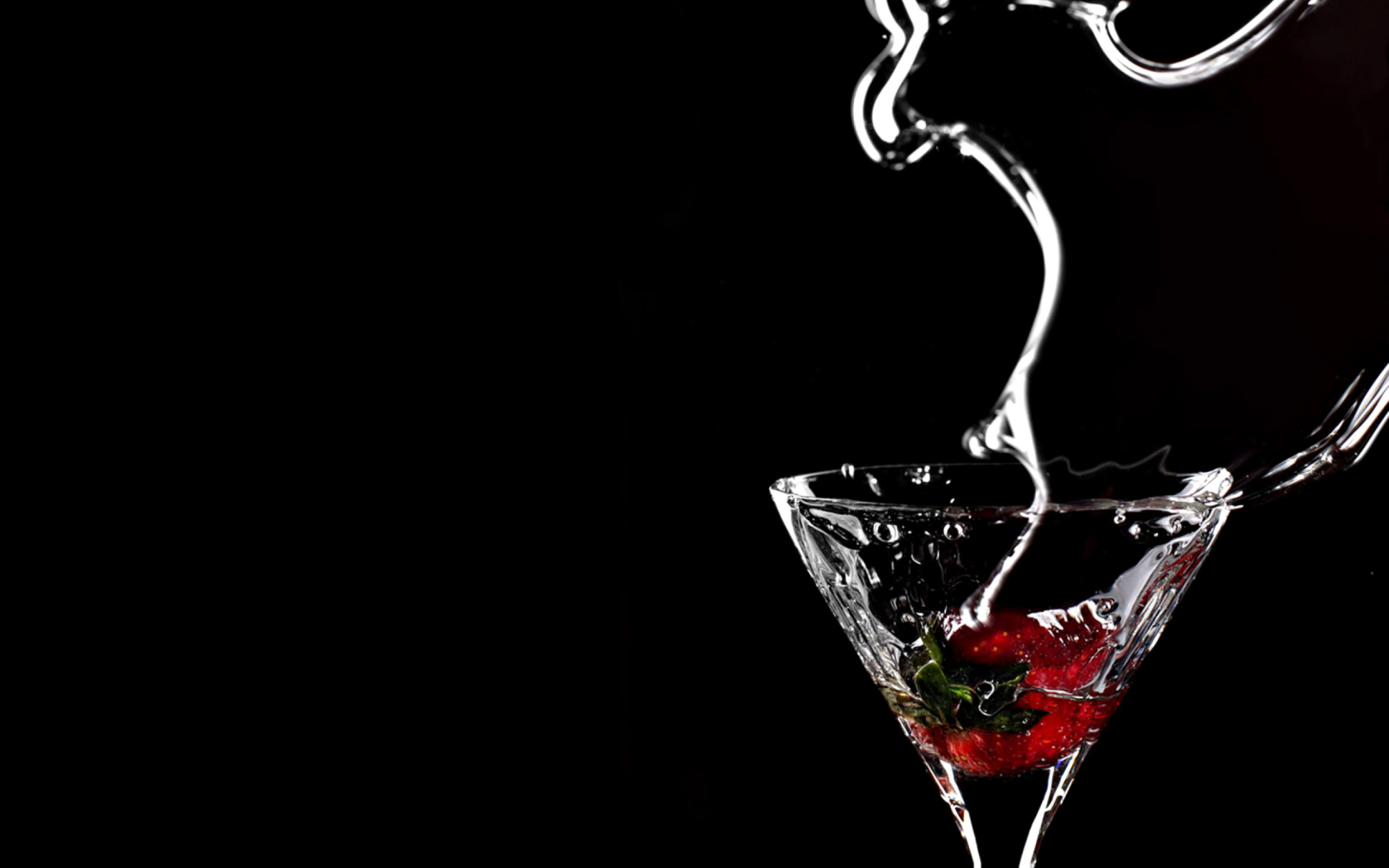 Sfondi Dark Cocktail 1680x1050