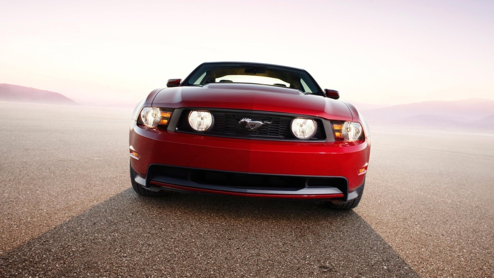 Ford Mustang wallpaper 1600x900