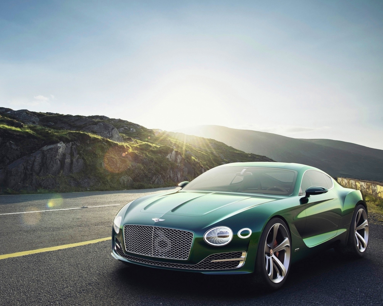 Обои Bentley EXP 10 Speed 6 Concept 1280x1024