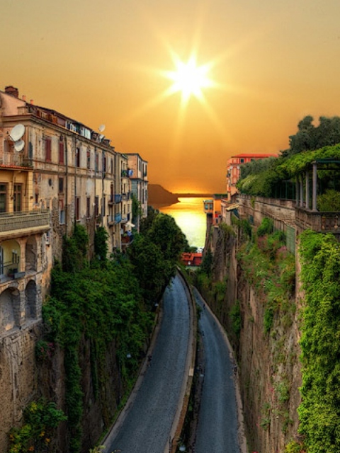 Sunrise In Italy screenshot #1 480x640