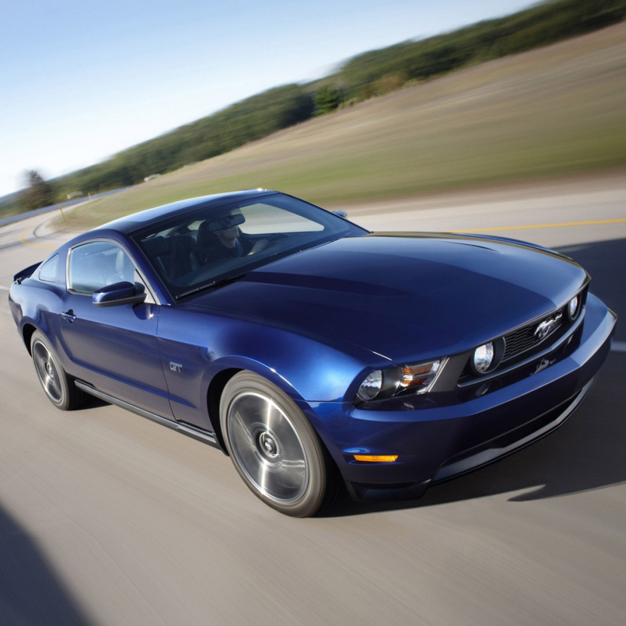 Fondo de pantalla Blue Mustang V8 2048x2048