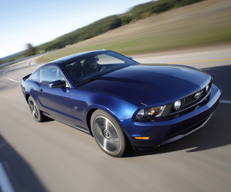 Blue Mustang V8 wallpaper 960x800