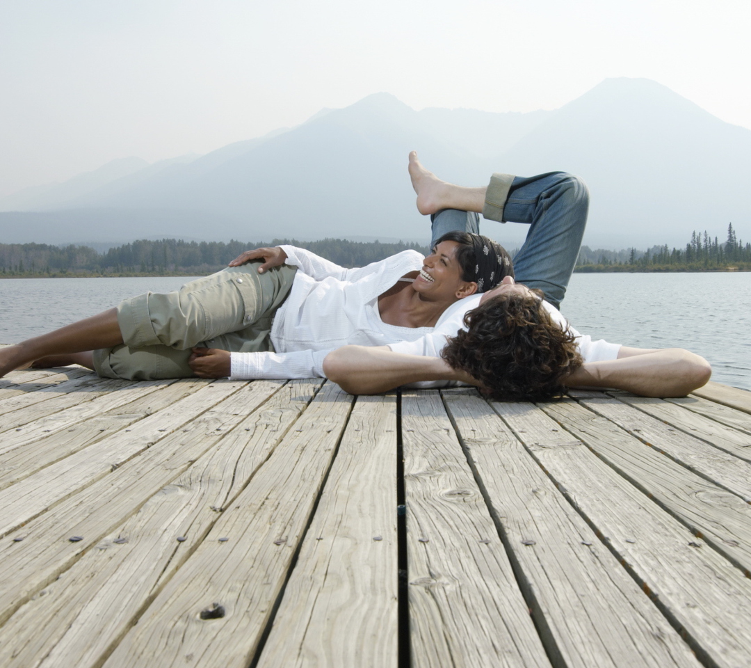 Couple On River screenshot #1 1080x960