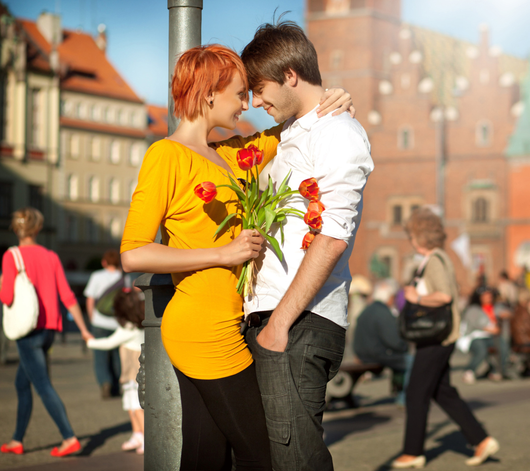Sfondi Romantic Date In The City 1080x960