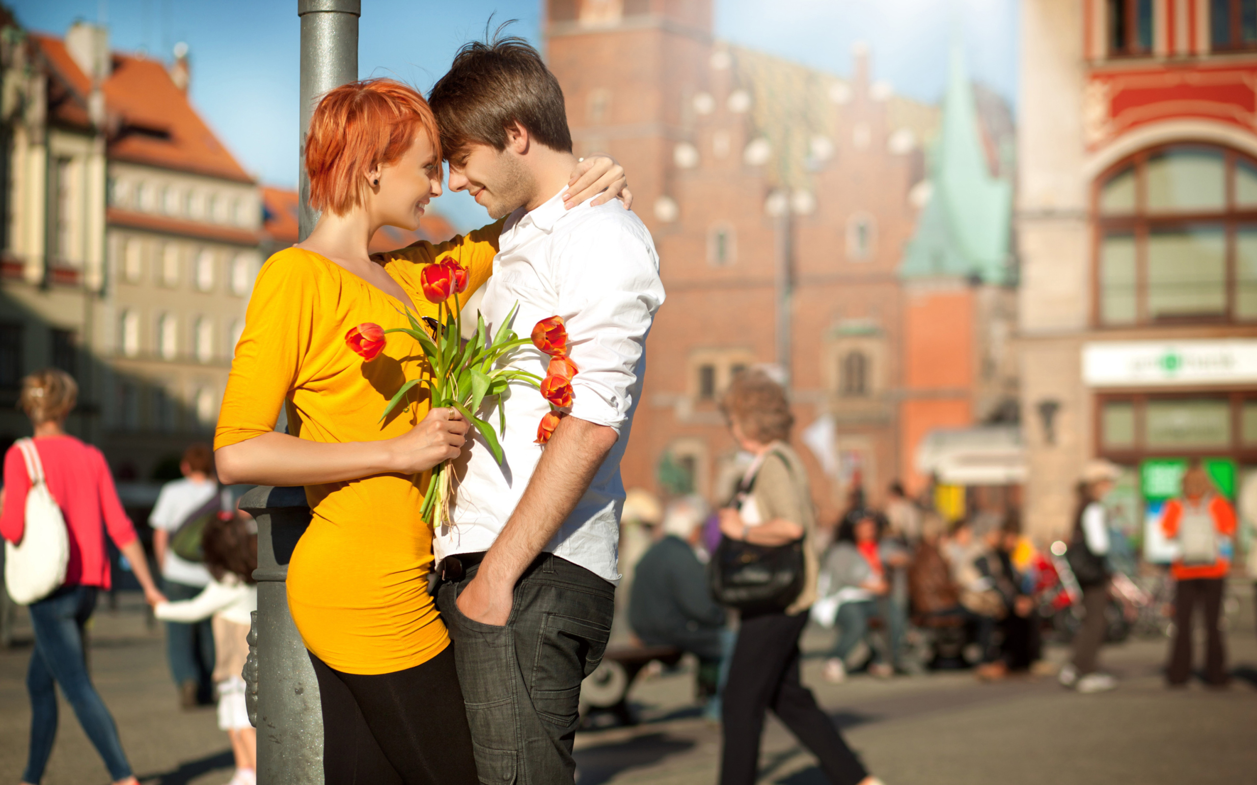 Romantic Date In The City wallpaper 2560x1600