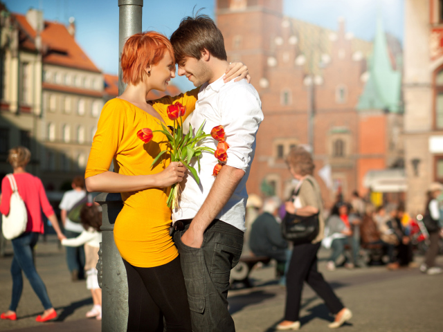 Romantic Date In The City wallpaper 640x480
