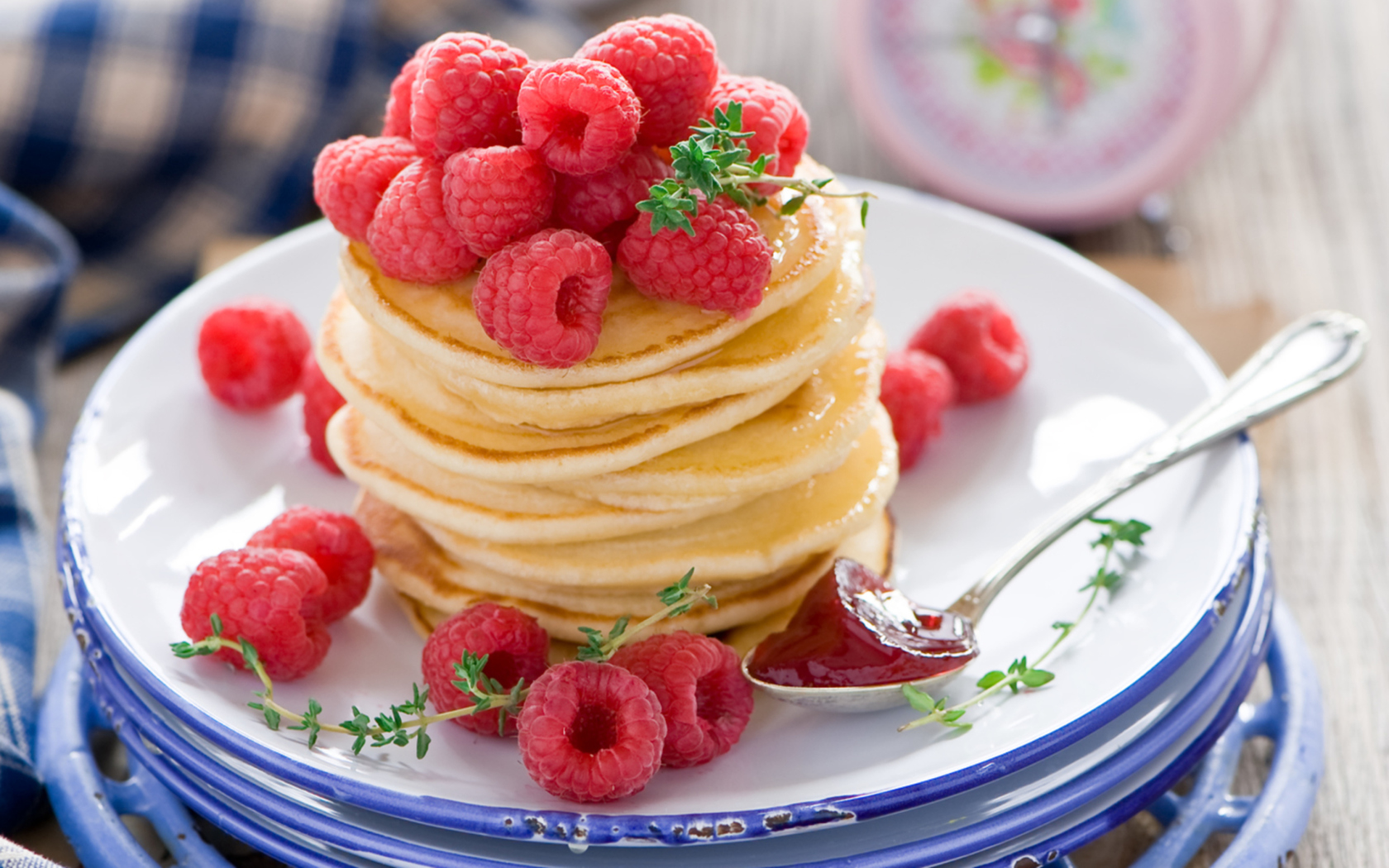 Fondo de pantalla Tasty Raspberry Pancakes 1680x1050