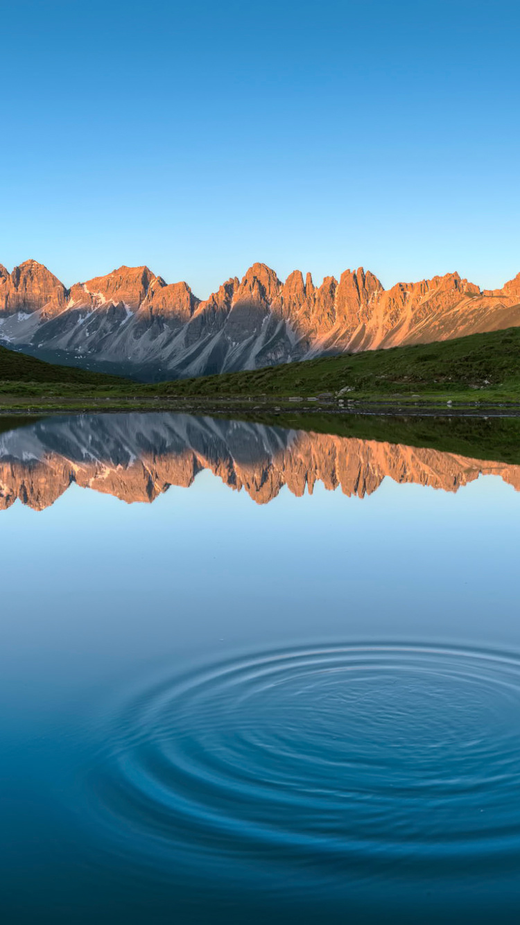 Das Achen Lake in Tyrol Wallpaper 750x1334