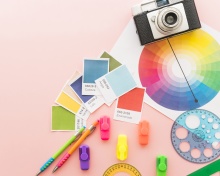 Das Color palette and camera Wallpaper 220x176