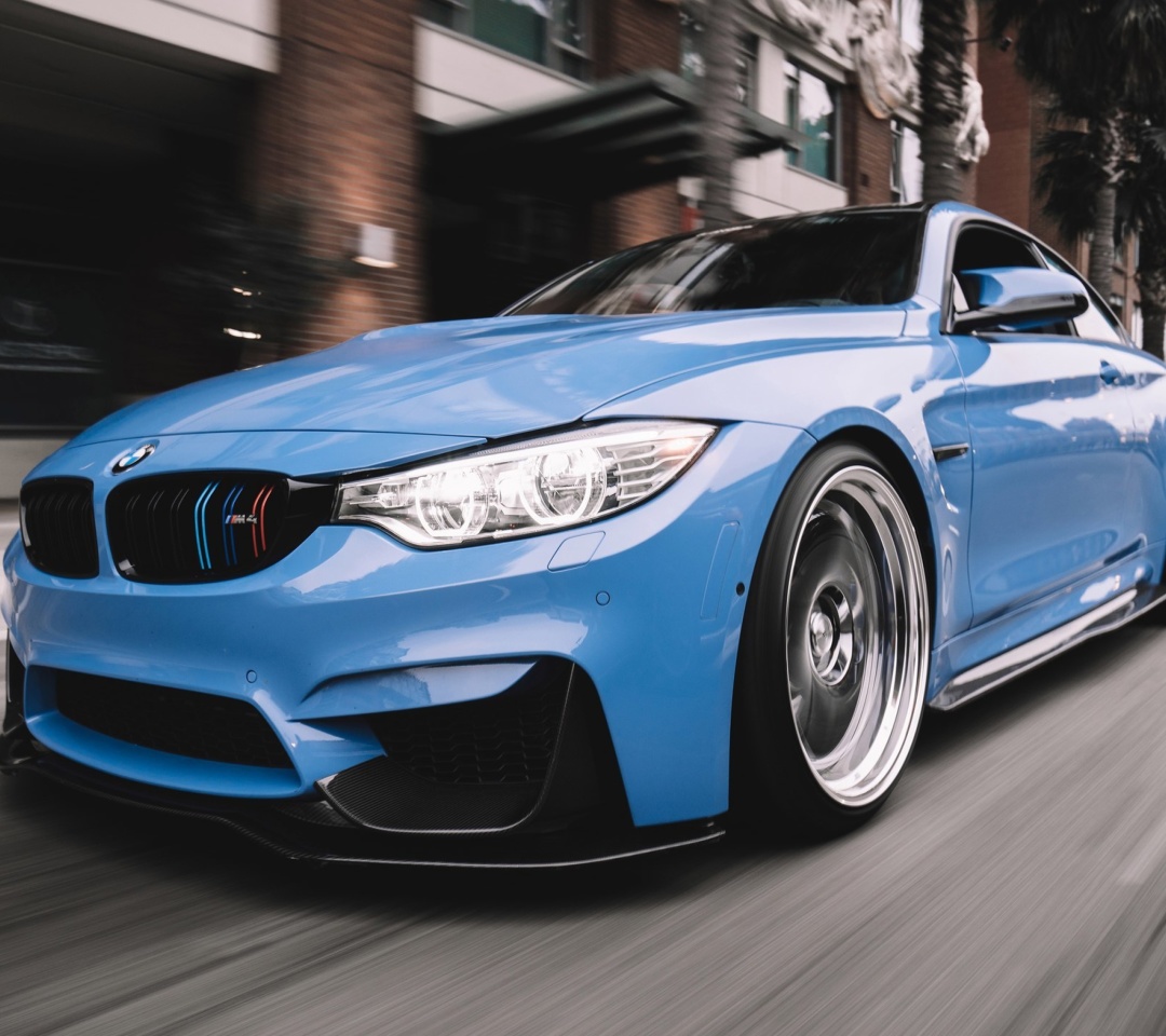 BMW M3 Blue wallpaper 1080x960