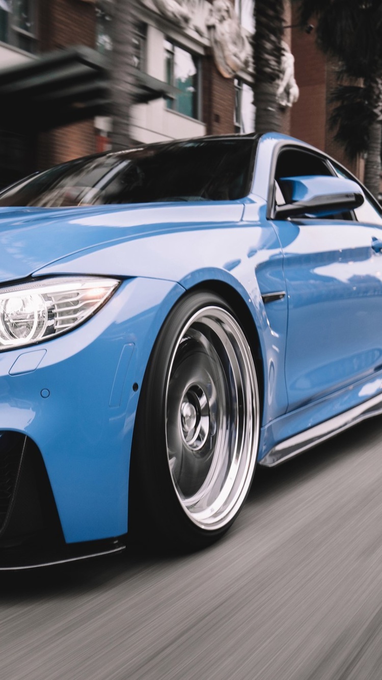 Das BMW M3 Blue Wallpaper 750x1334