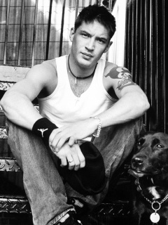 Sfondi Tom Hardy 240x320