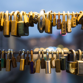 Love Padlocks - Obrázkek zdarma pro 128x128