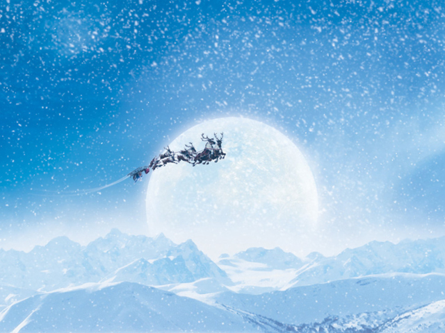 Santa's Sleigh And Reindeers wallpaper 640x480