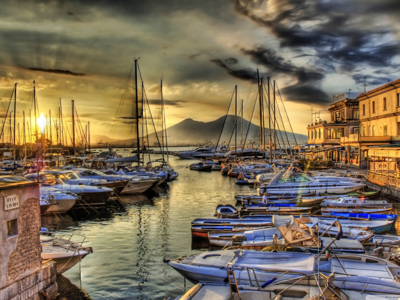 Sunrise In Naples screenshot #1 1400x1050